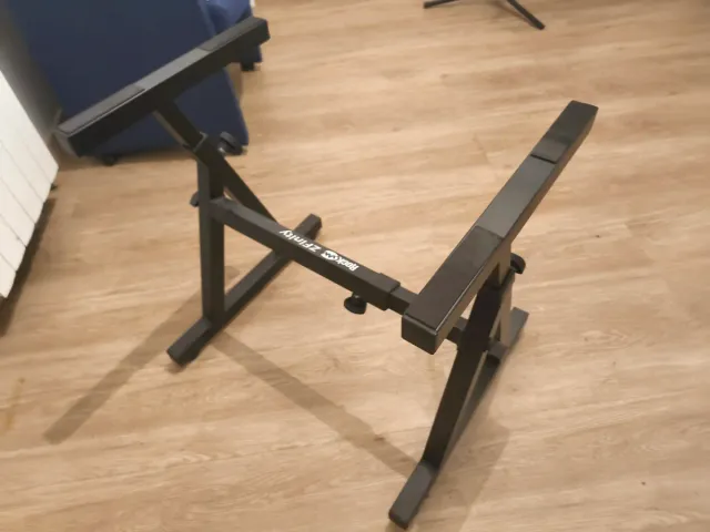 Soporte para teclado Rock Z-Finifty