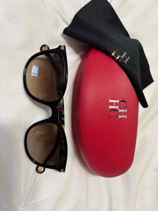 Gafas de sol Carolina Herrera negras