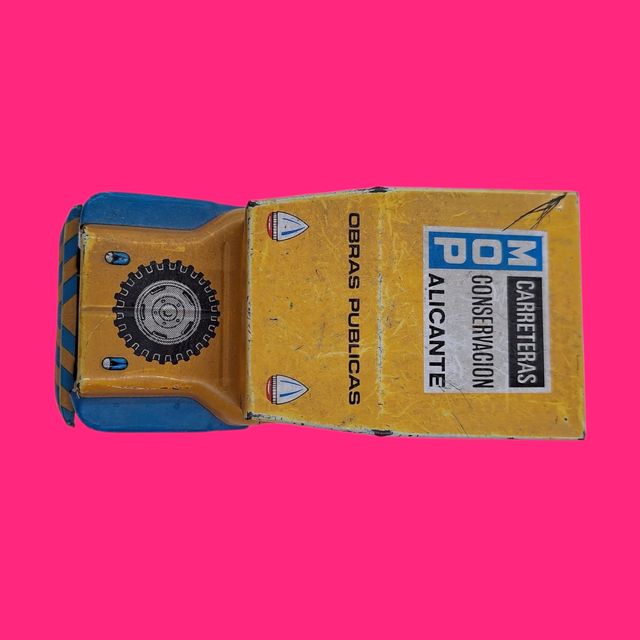 Coche hojalata Carreteras Conservaci