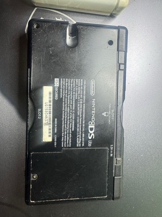 2 Nintendo DS Lite para piezas