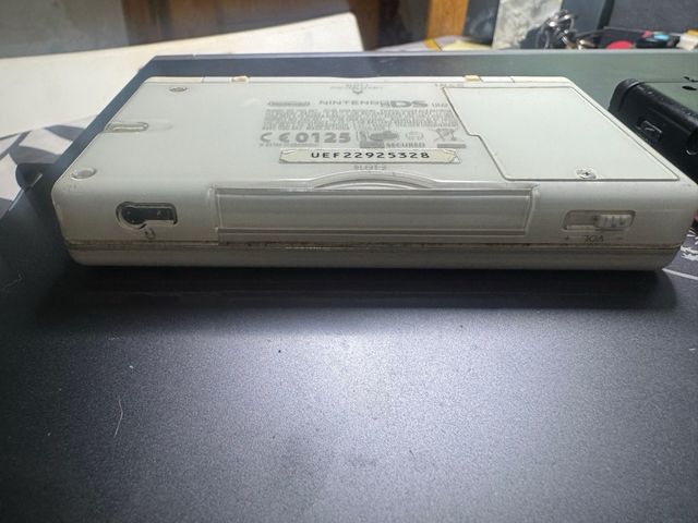 2 Nintendo DS Lite para piezas