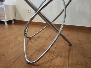 Tavolo rotondo in vetro con gambe in acciaio inox 120cm