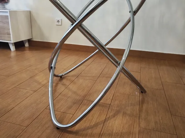 Tavolo rotondo in vetro con gambe in acciaio inox 120cm