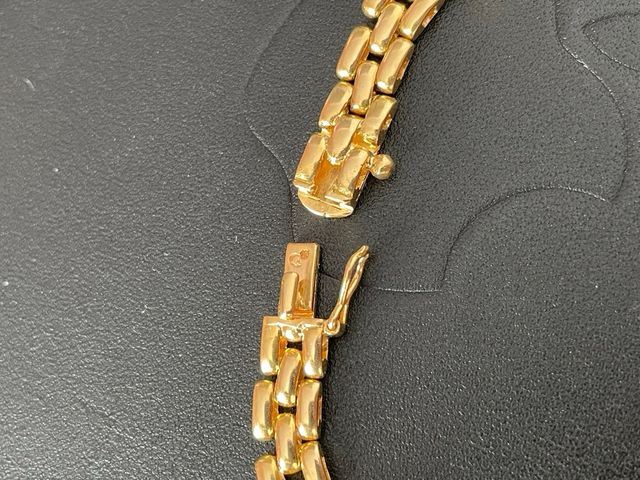 Pulsera de oro con rubíes