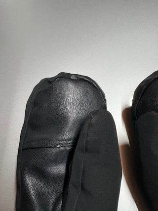 Manoplas esquí Matt Negras con detalles rosas