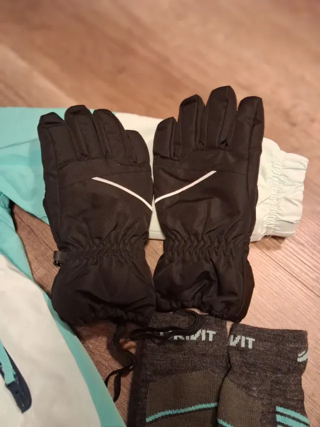 Conjunto esquí niña. Talla 4-6 años.