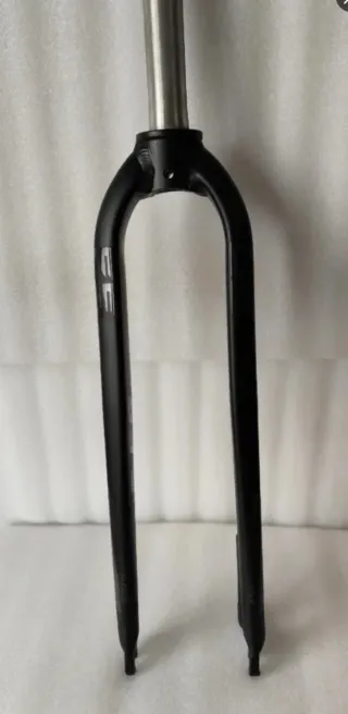 Horquilla de Aluminio para rueda 26"-27.5" o 29"