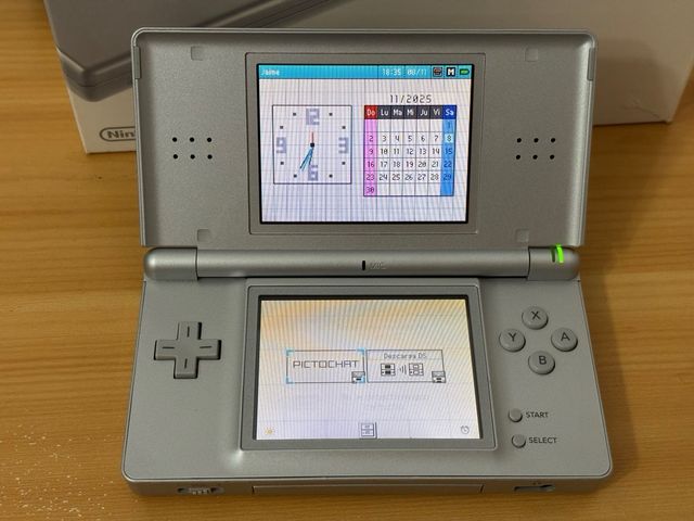 Nintendo DS Lite Plata + Funda Luigi