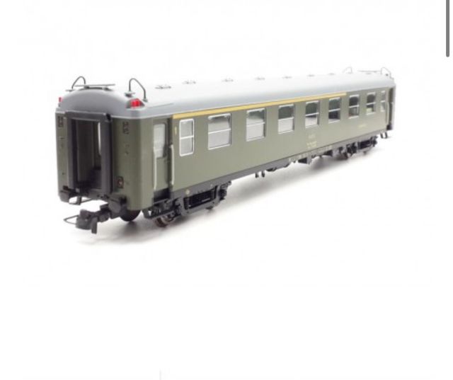 Coche 5000 Renfe 1ª Cafetería