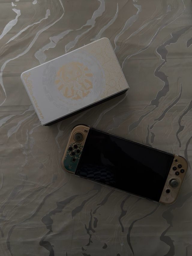 Nintendo Switch OLED Edizione Limitata