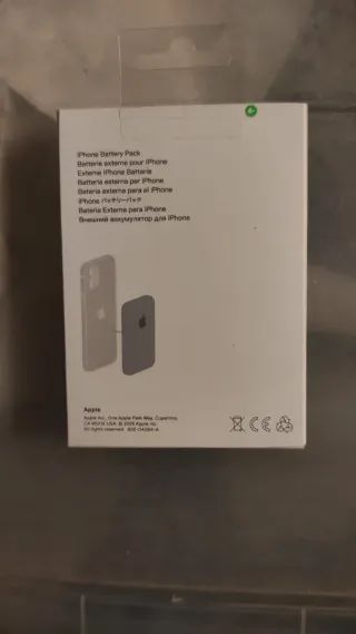 Apple iPhone Battery Pack MagSafe