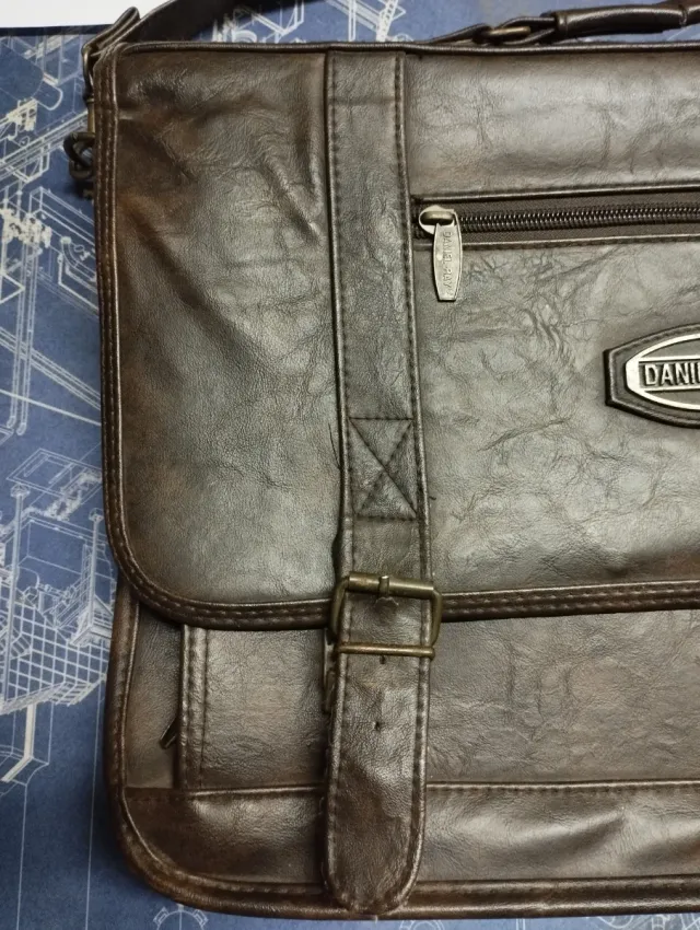 Maletín porta documentos polipiel Daniel Ray