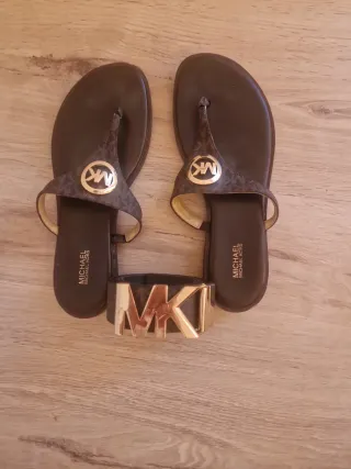 Sandalias Michael Kors Marrón. Regalo cinturon