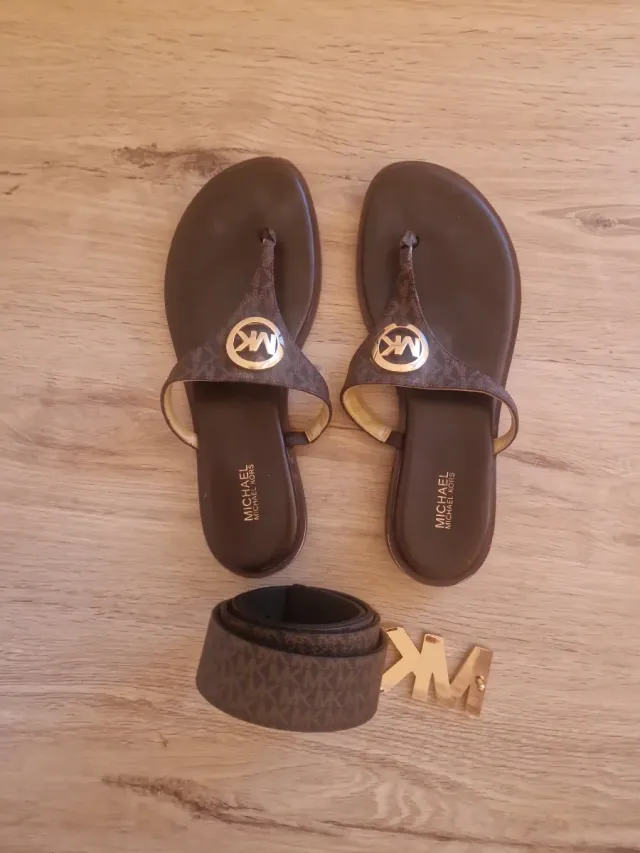 Sandalias Michael Kors Marrón. Regalo cinturon