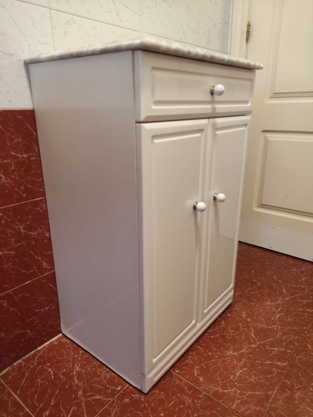 Mueble de baño auxiliar
