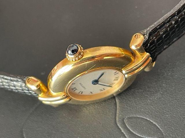 Reloj Cartier Dorado y Negro