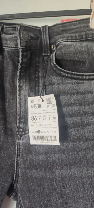 Pantalón Stradivarius negro Talla S/36