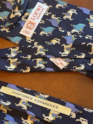 Corbata Loewe Seda Natural colección escritores