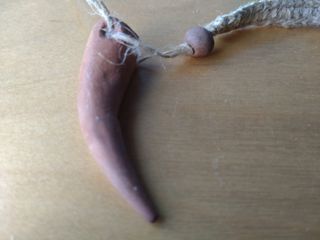 Collana juta, legno, corallo e terracotta