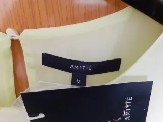 BLUSA LARGA AMITIE VERANIEGA TALLA M NUEVA. SIN ES