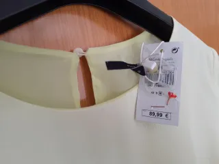 BLUSA LARGA AMITIE VERANIEGA TALLA M NUEVA. SIN ES