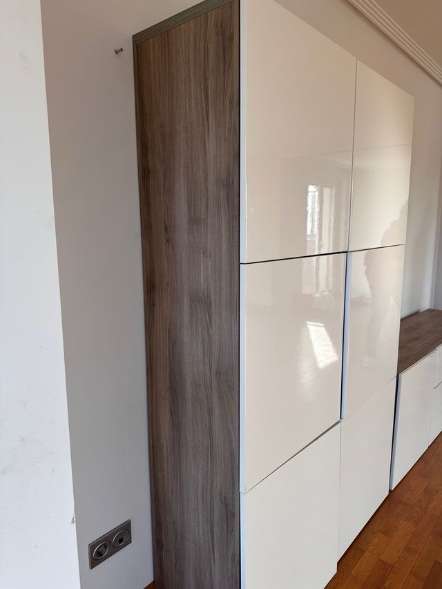 Mueble salón blanco y madera