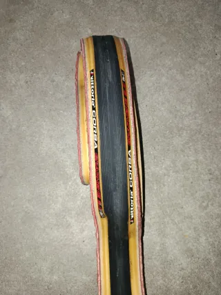 1x Vittoria Corsa 700x28 Graphene 2.0