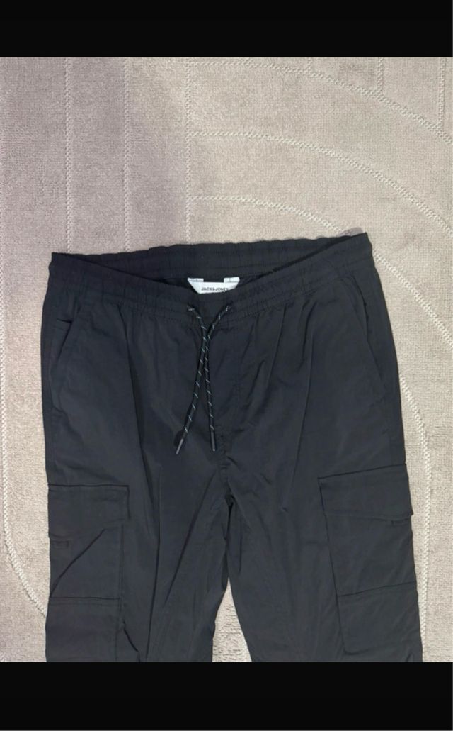 Pantalón cargo Jack & Jones negro