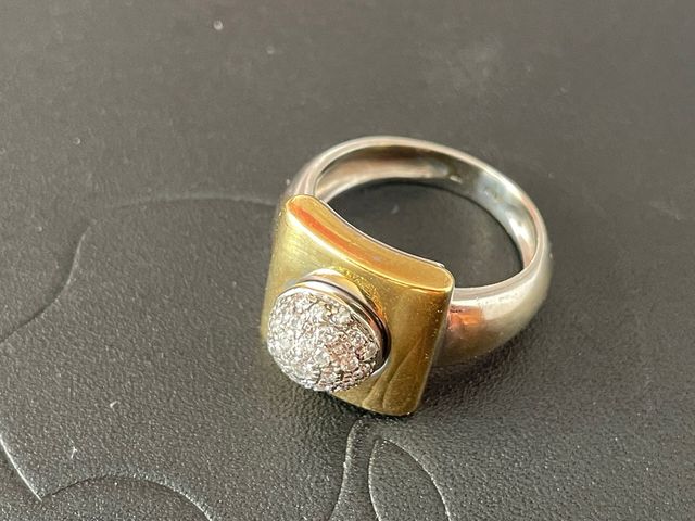 Anillo Oro con Diamantes