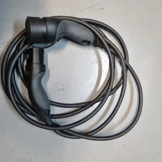 Cargador Mercedes Benz