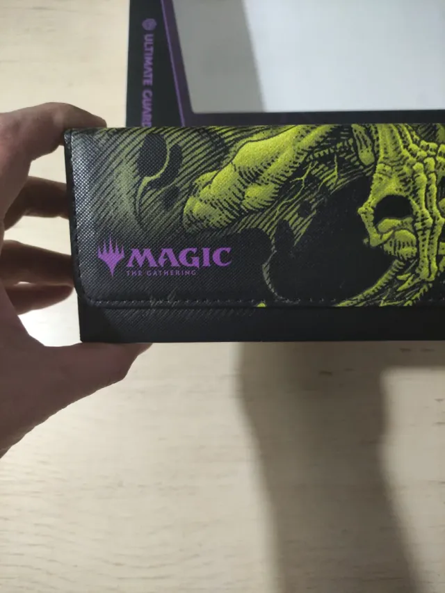 Caja Cartas Magic Omnihive 1000+ Xenoskin