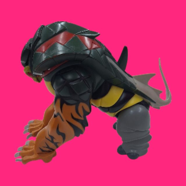 BESTIA DE ATAQUE HYBRIDON ACTION MAN