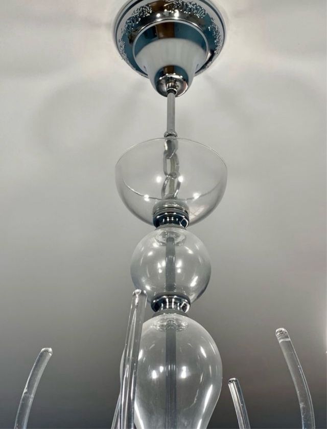 Lámpara de cristal moderna sin uso 