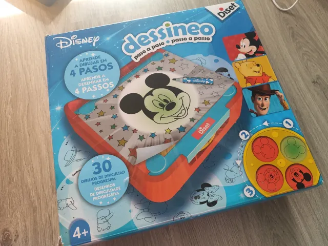 Gioco di Disegno Disney Dessineo 4 Passi