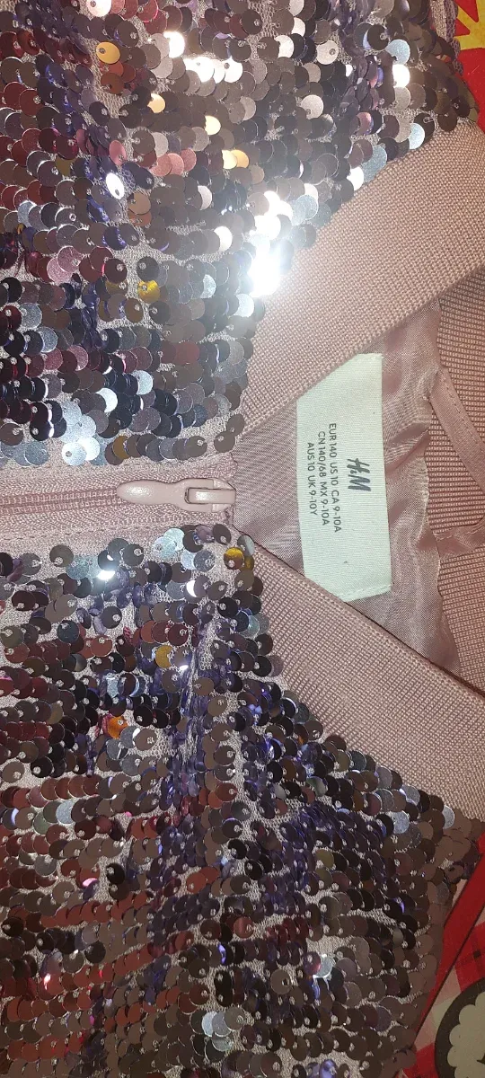 Vendo abrigos niña como nuevos. Pregunte precio.