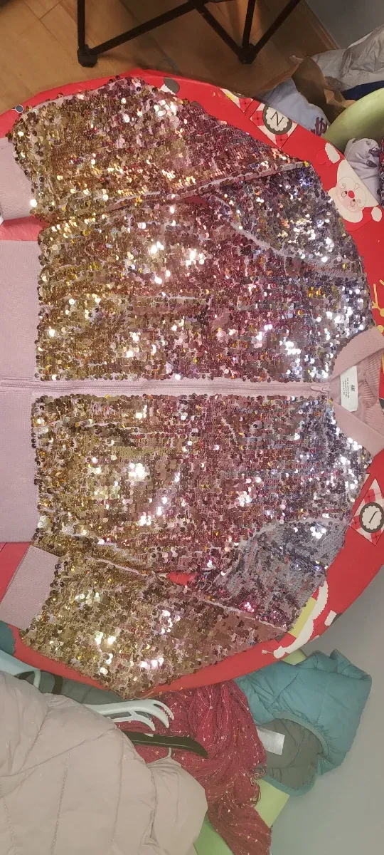 Vendo abrigos niña como nuevos. Pregunte precio.