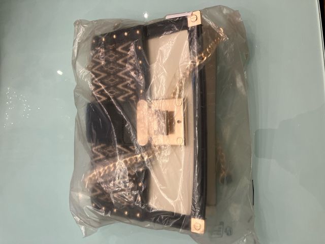 Bolso nuevo beige-negro. Aldo Alanderiel 13601098