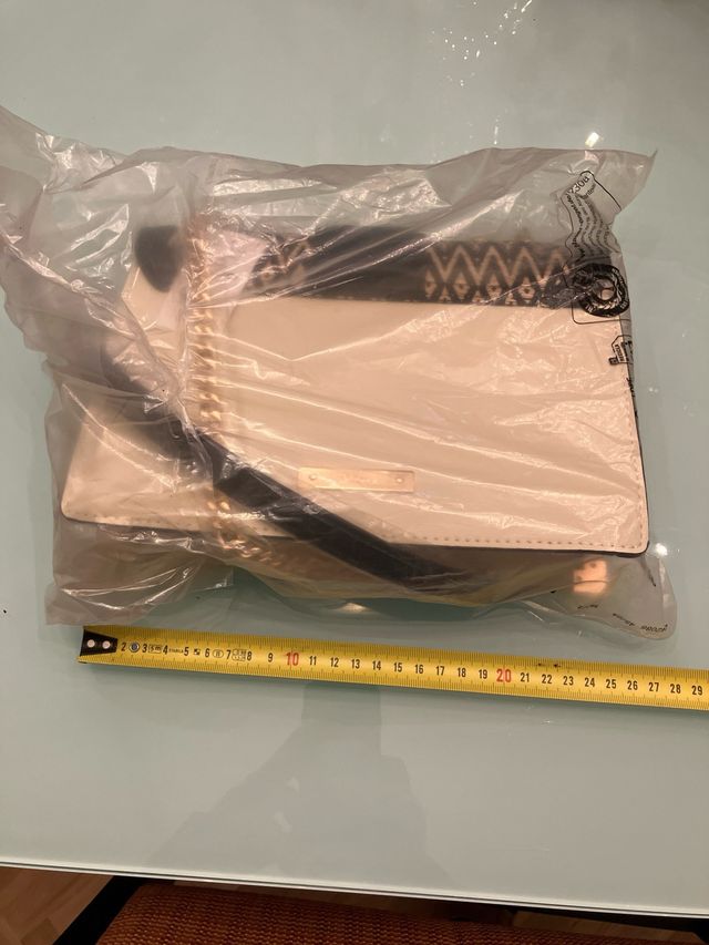 Bolso nuevo beige-negro. Aldo Alanderiel 13601098