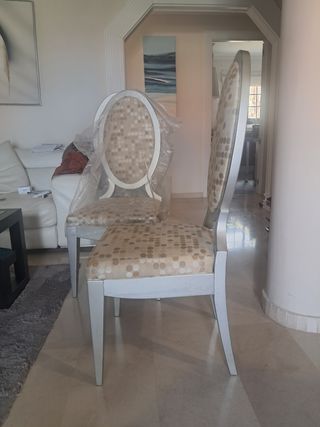 Sillas de comedor estilo colonial moderno