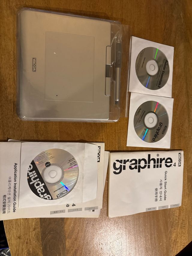Tableta Gráfica Wacom Graphire 4 + CDs