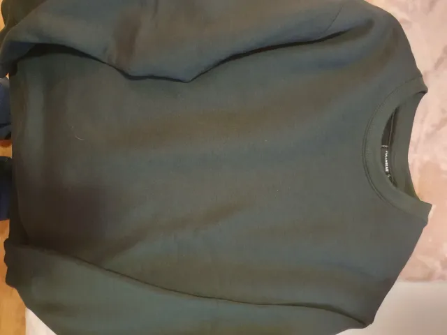 Sudadera Pull & Bear verde Talla M