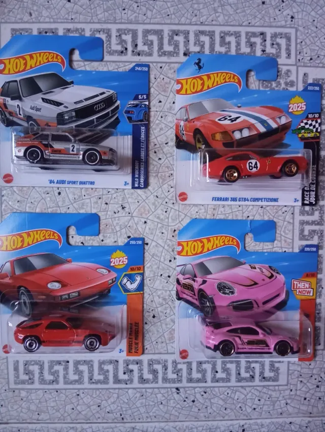 Lote 4 coches Hot Wheels