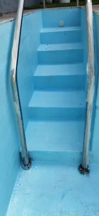 Escaleras para piscina de obra
