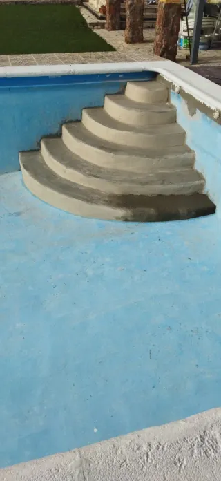 Escaleras para piscina de obra