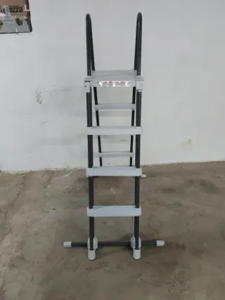 Escalera para piscina
