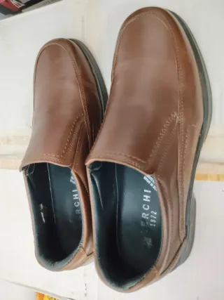 Zapatos de vestir para caballero marrones