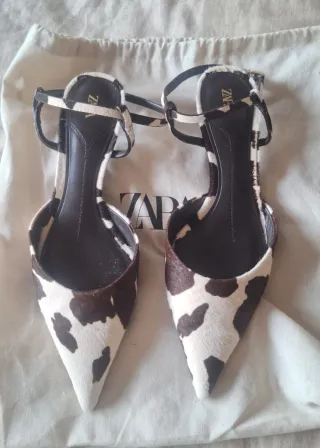 Salones Zara estampado vaca