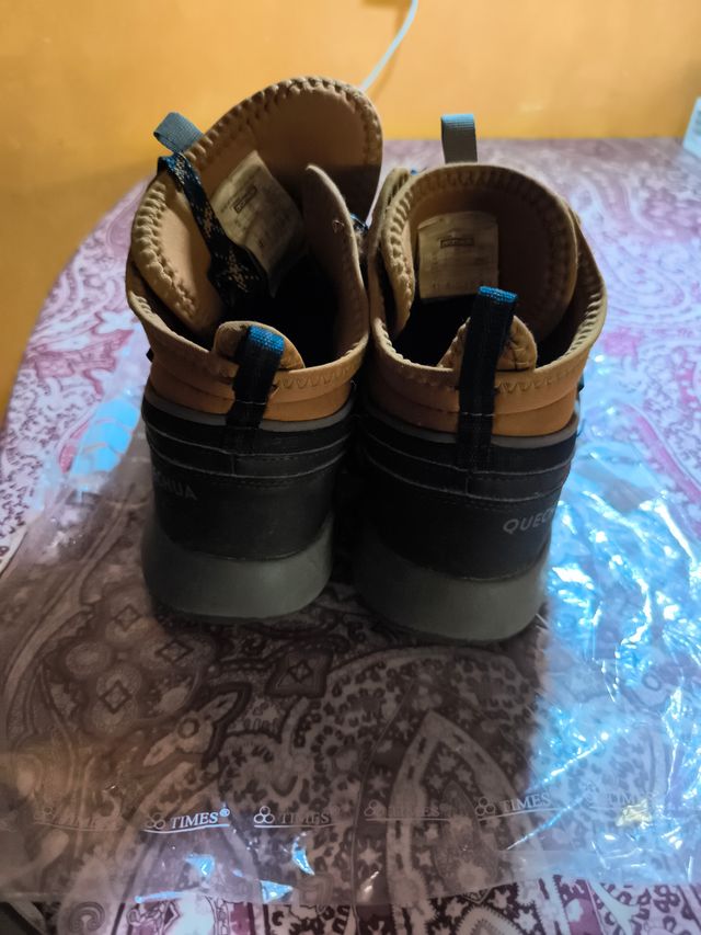 Botas de montaña Quechua Talla 40