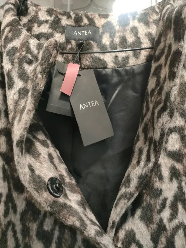 Abrigo estampado leopardo ANTEA Talla 44