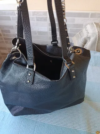 Bolso amplio polipiel negro